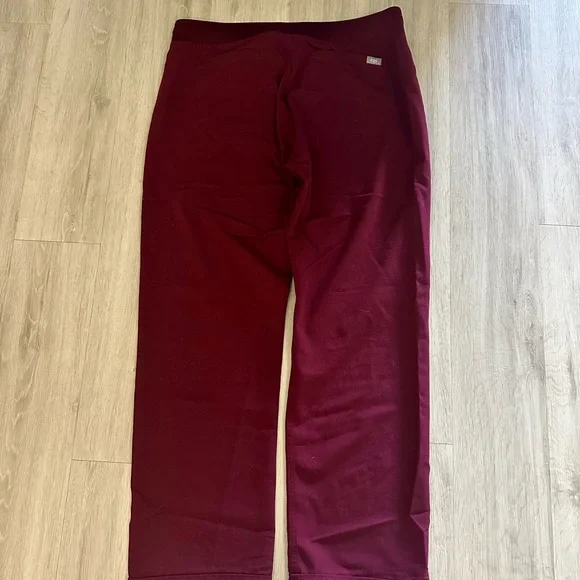 Figs Livingston Basic Scrub Pants- Burgundy - Picture 3 of 8